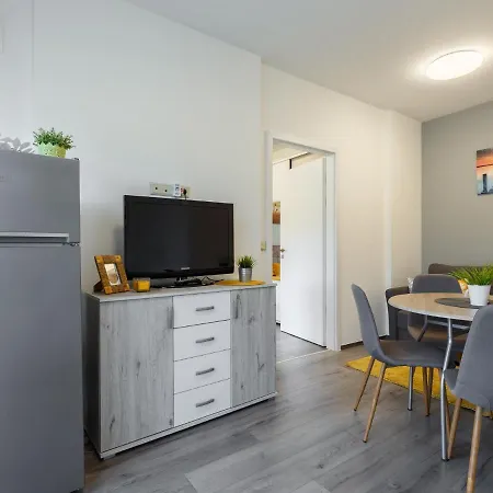 Juventus By Interhome 公寓